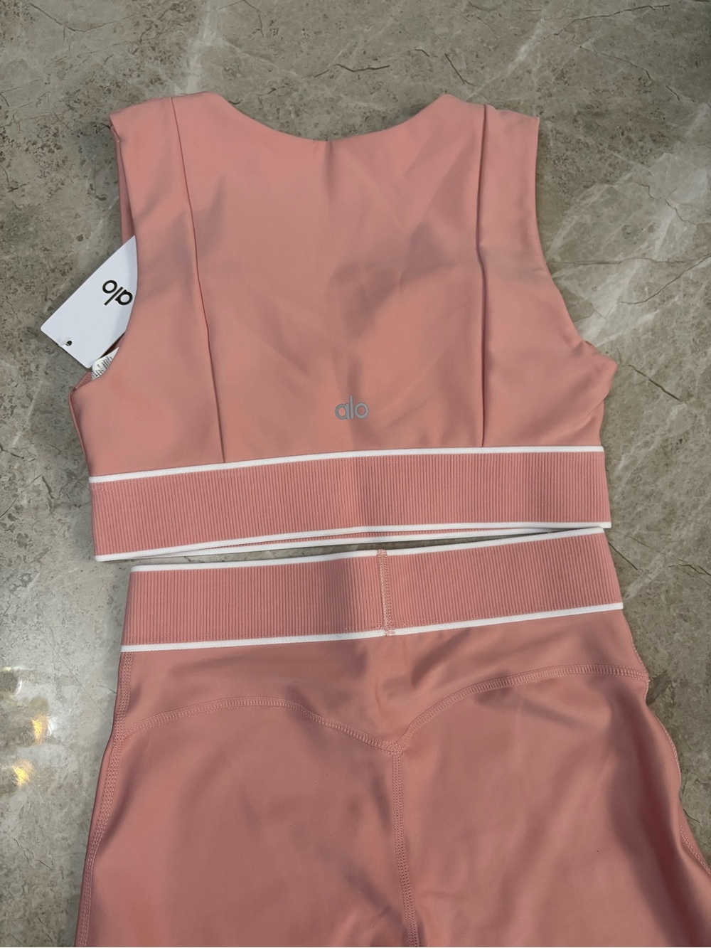 ALO Yoga Dusty Rose High-Waist Sculpting Leggings with Matching Bralette - Picture 4 of 5